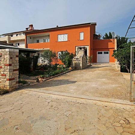 Apartment Valmas Pula Exterior photo