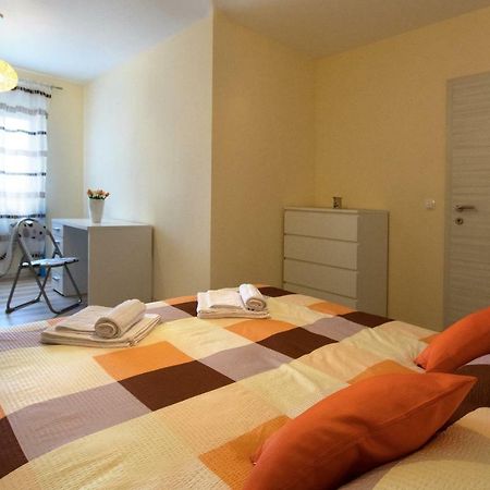 Apartment Valmas Pula Exterior photo