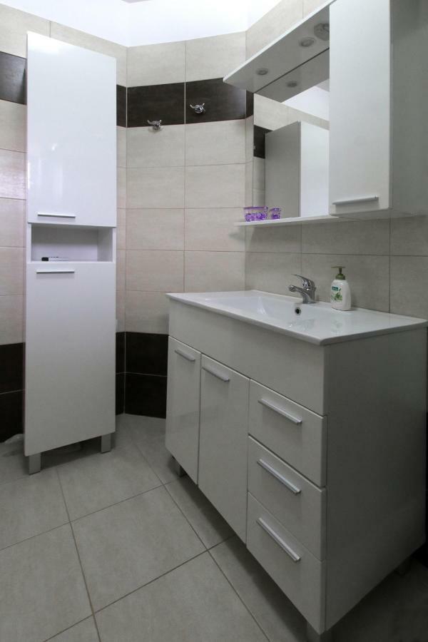 Apartment Valmas Pula Exterior photo